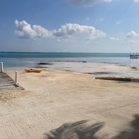Turtle Beach San Pedro  Buitenkant foto