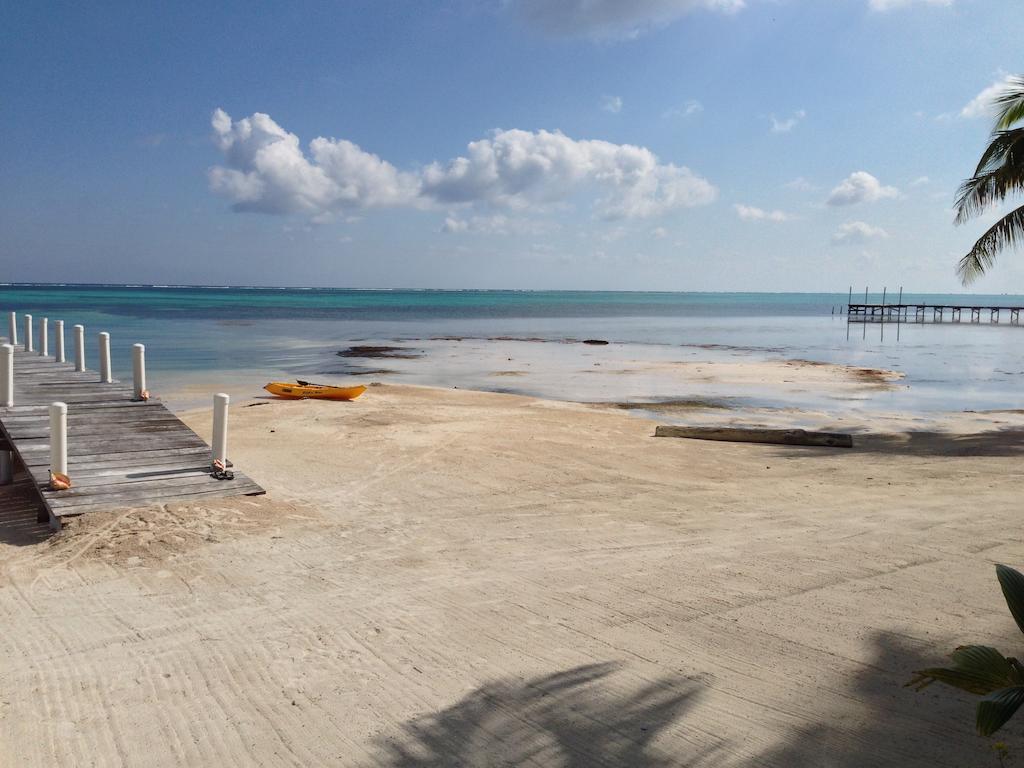 Turtle Beach San Pedro  Buitenkant foto